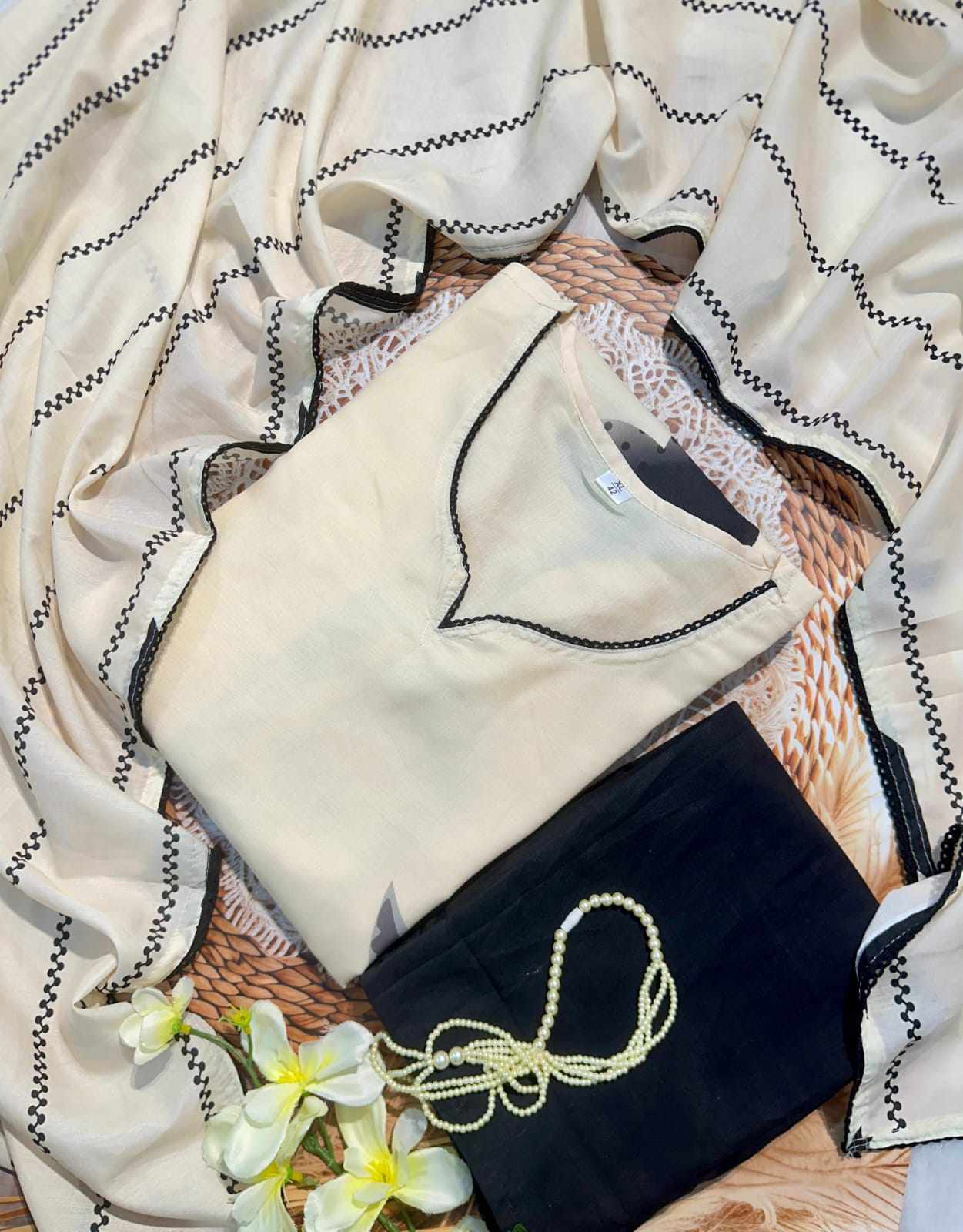 SF 31 Elegant Pure Softest Muslin Suit 458