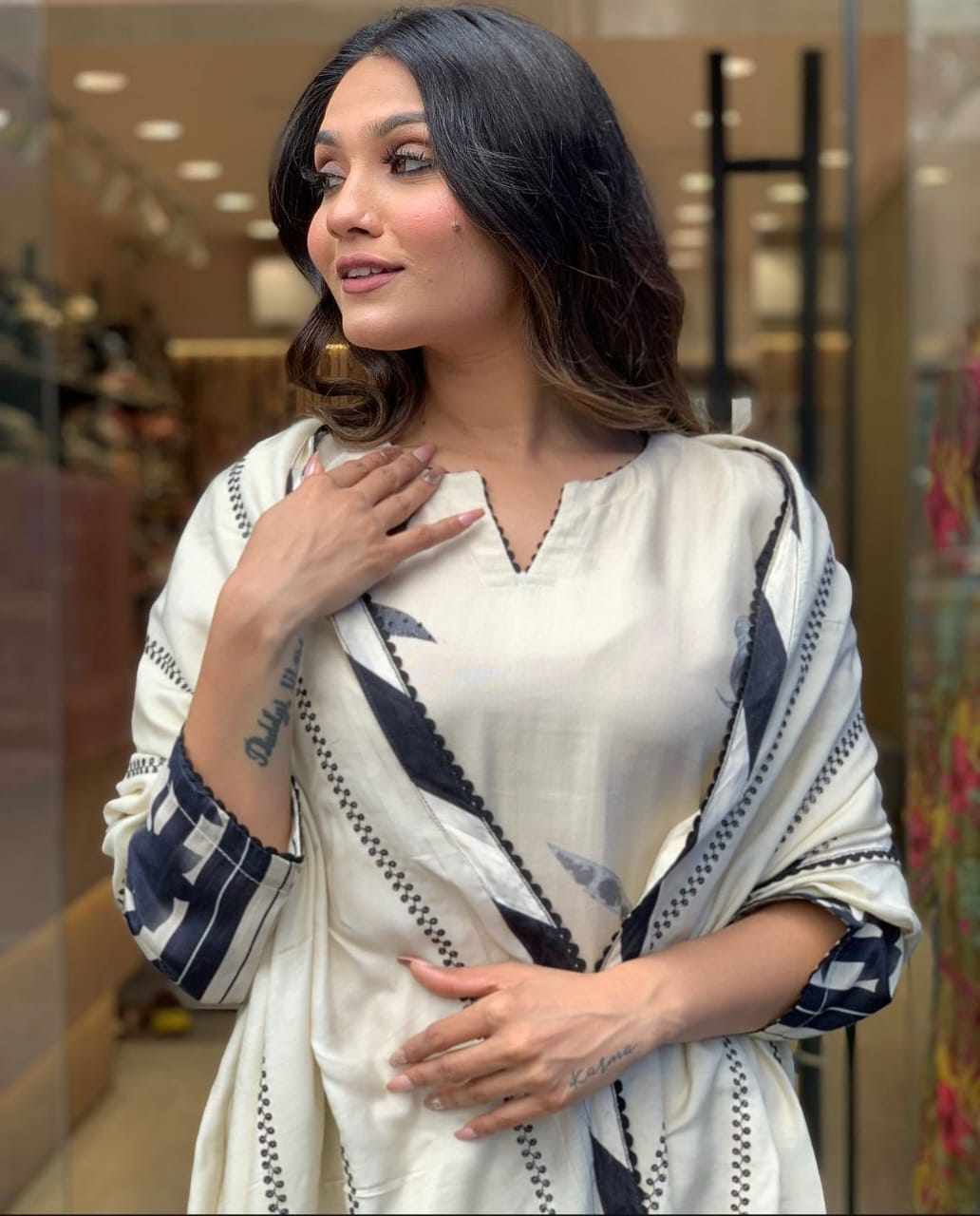 SF 31 Elegant Pure Softest Muslin Suit 458